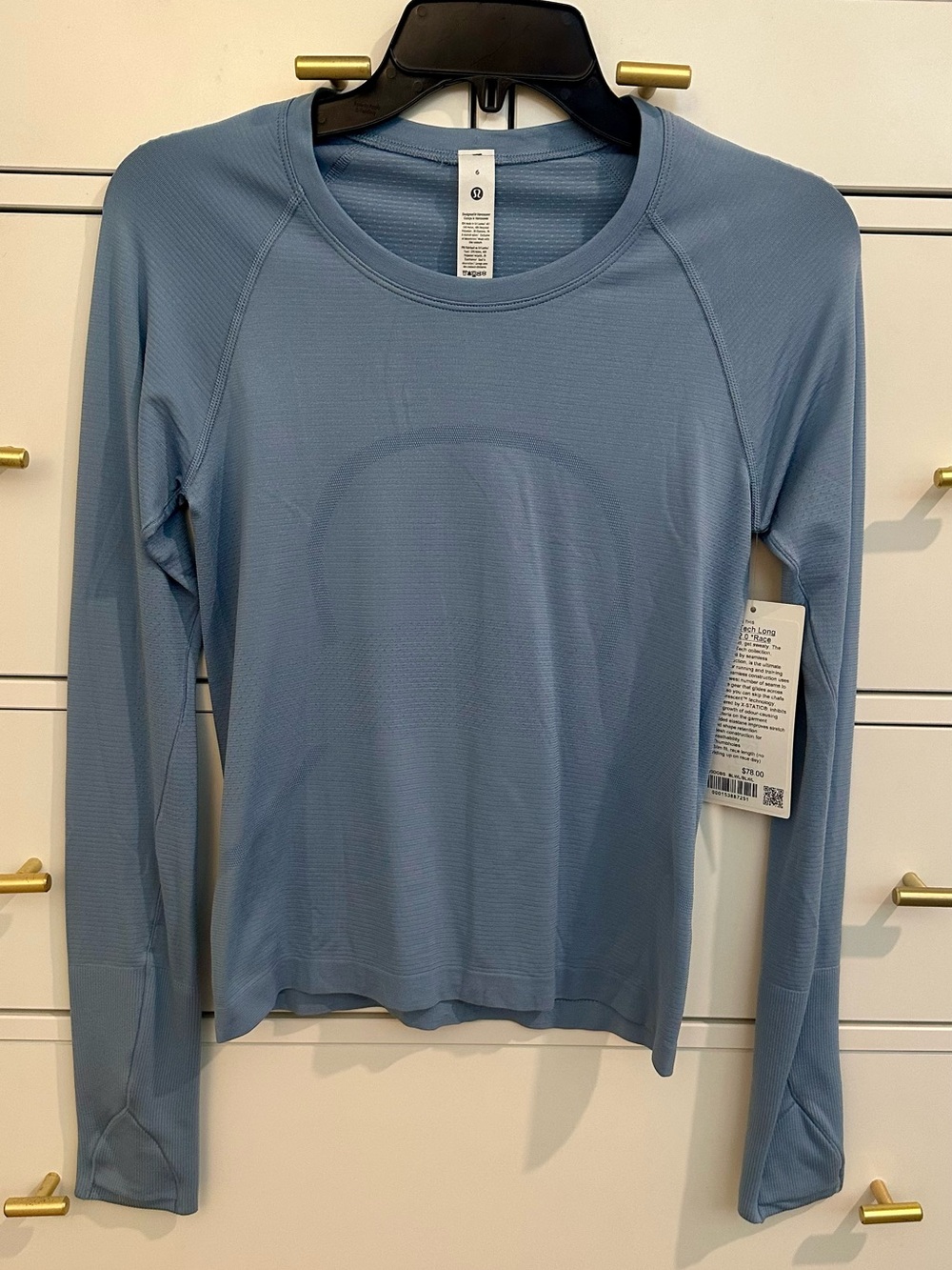 Lululemon Women's Swiftly Long Sleeve 2.0 in Blue Sz 6 NWT